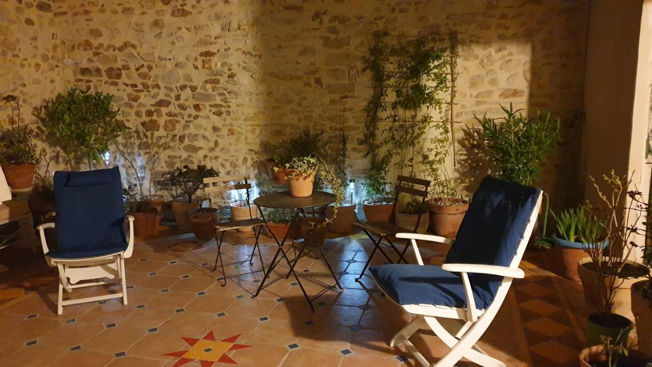 Bed and Breakfast La Maison De St Victor Saint-Victor-de-Malcap Exterior foto