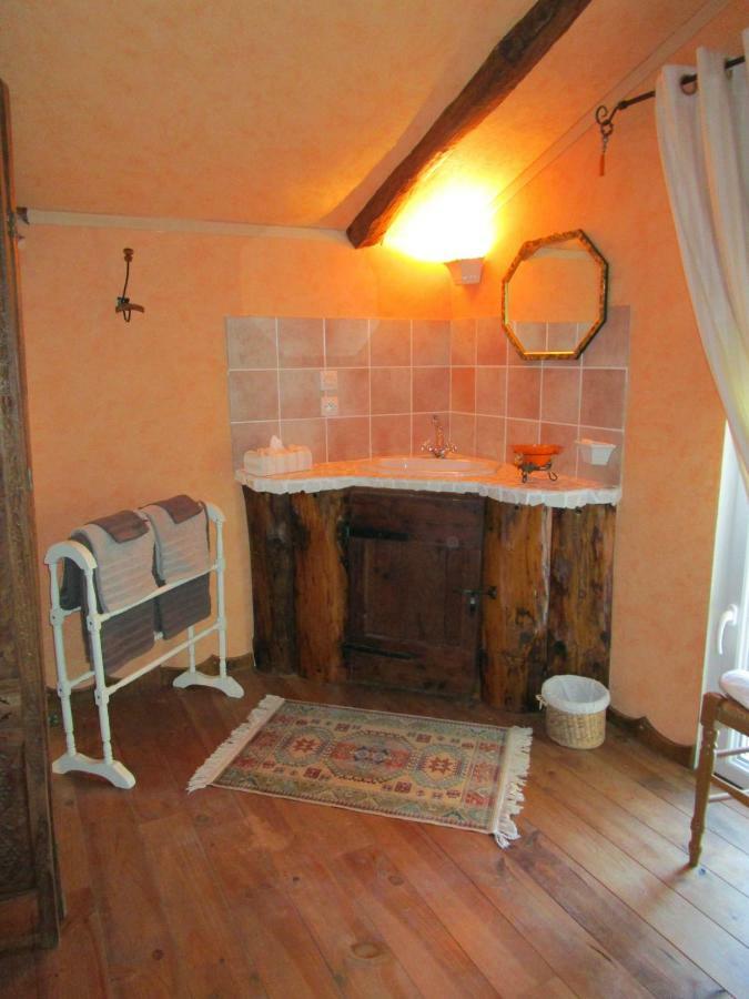 Bed and Breakfast La Maison De St Victor Saint-Victor-de-Malcap Exterior foto